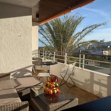 Sunset Aux Premieres Loges Apartmán *
